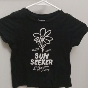 Black short sleeve shirt